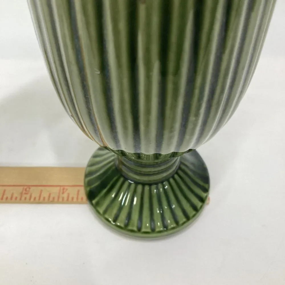 Pottery  Footed Vase Goblet MCM Green Farm‎ Cottage Pedestal  7.5